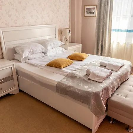 18 Boutique Guest house