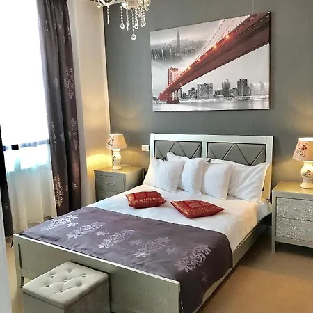 18 Boutique