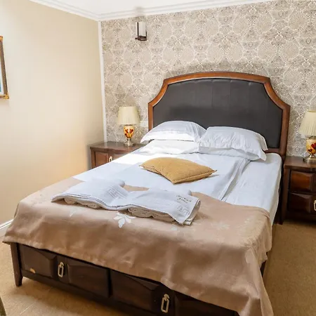 Πανσιόν 18 Boutique Βουκουρέστι