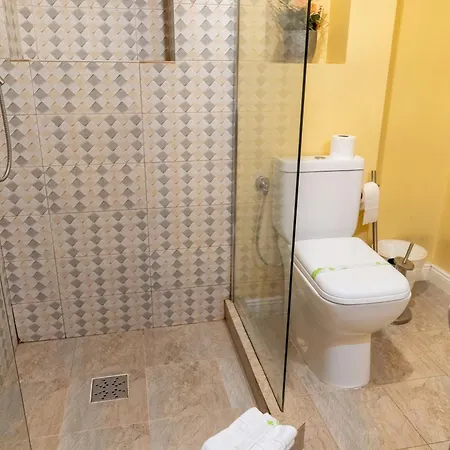 Πανσιόν 18 Boutique 3*