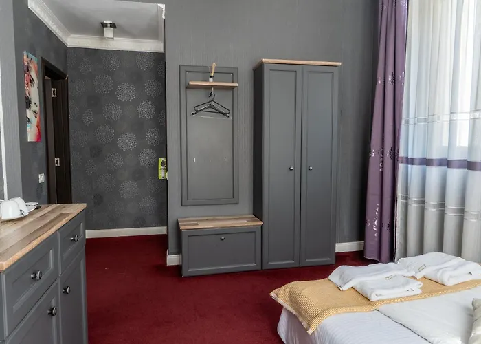 18 Boutique Гостьовий будинок 3*