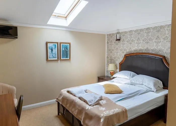 18 Boutique 3* Bukarest