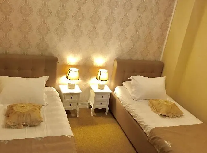 18 Boutique 3* Bukarest