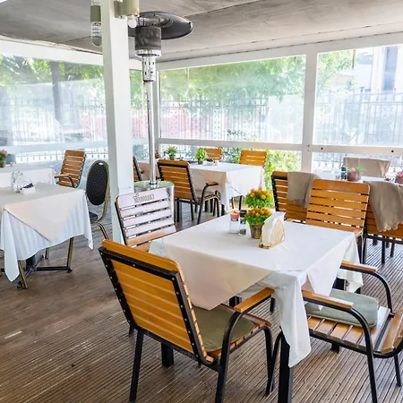 Konukevi 18 Boutique 3*