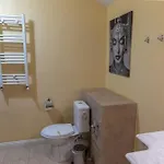 18 Boutique 3*