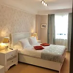18 Boutique Konukevi